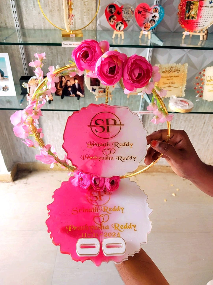 Elegant Engagement Ring Platter for a Romantic Proposal | Zestpics