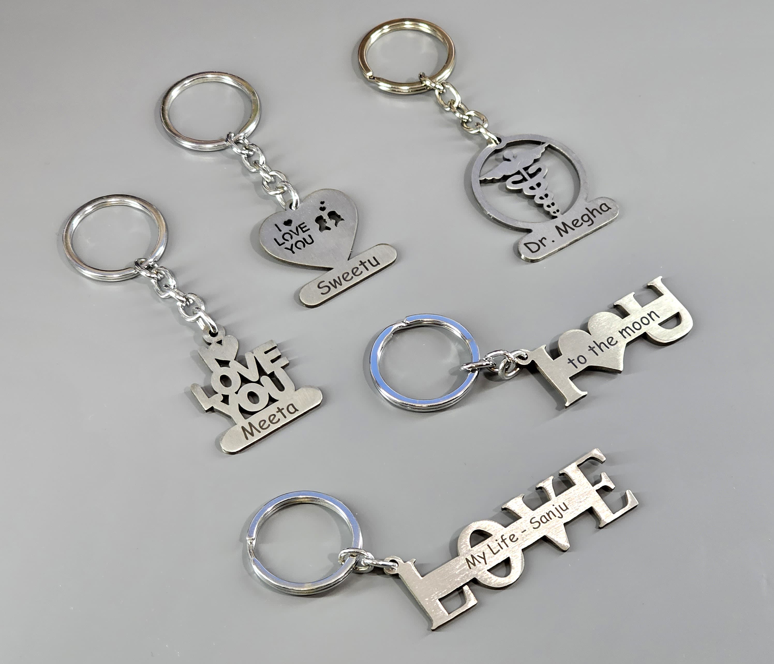 Personalized "I Love You" Keychain - Perfect for Valentine's Day/Anniversary