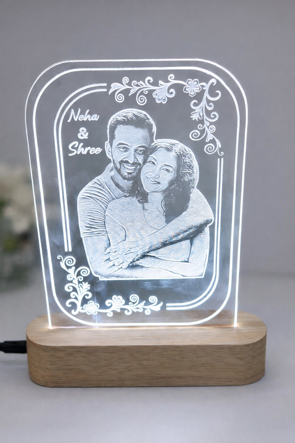Personalized LED photo lamp for couples | Zestpics