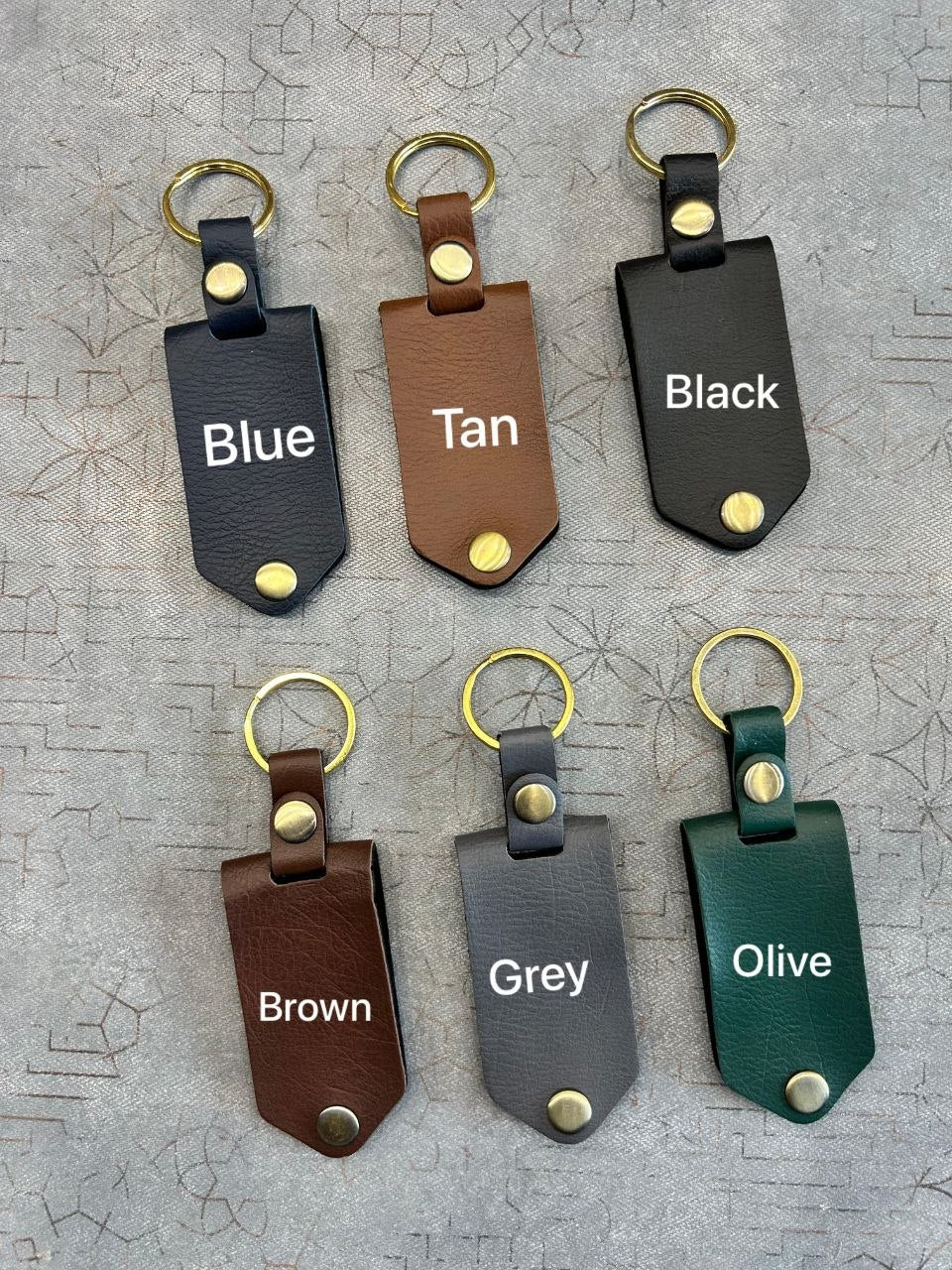 personalized leather keychain colors blue tan black brown grey olive custom name keyring options | Zestpics