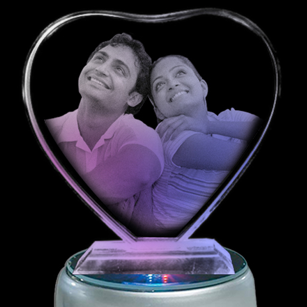 Laser 2D photo engraved crystal heart cube is the perfect gift for wife, husband, Valentine Day, Weddings, Anniversaries, Birthday, Mother's & Father's Day. Birthday Gift Ideas for Wife & Husbands. Perfect Personalized Proposing Gifts anytime you want to say I Love You. Buy Personalized Propose Day Gifts Online at Zestpics, Hyderabad, India
