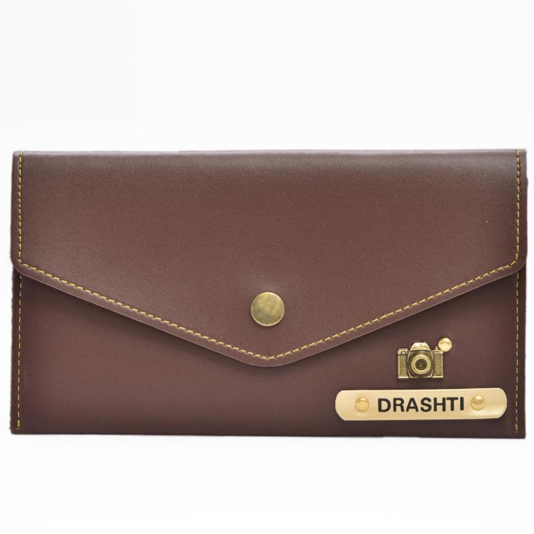 Buy Personalized Wallets & Women Cluthes Online India at Best Prices from Zestpics