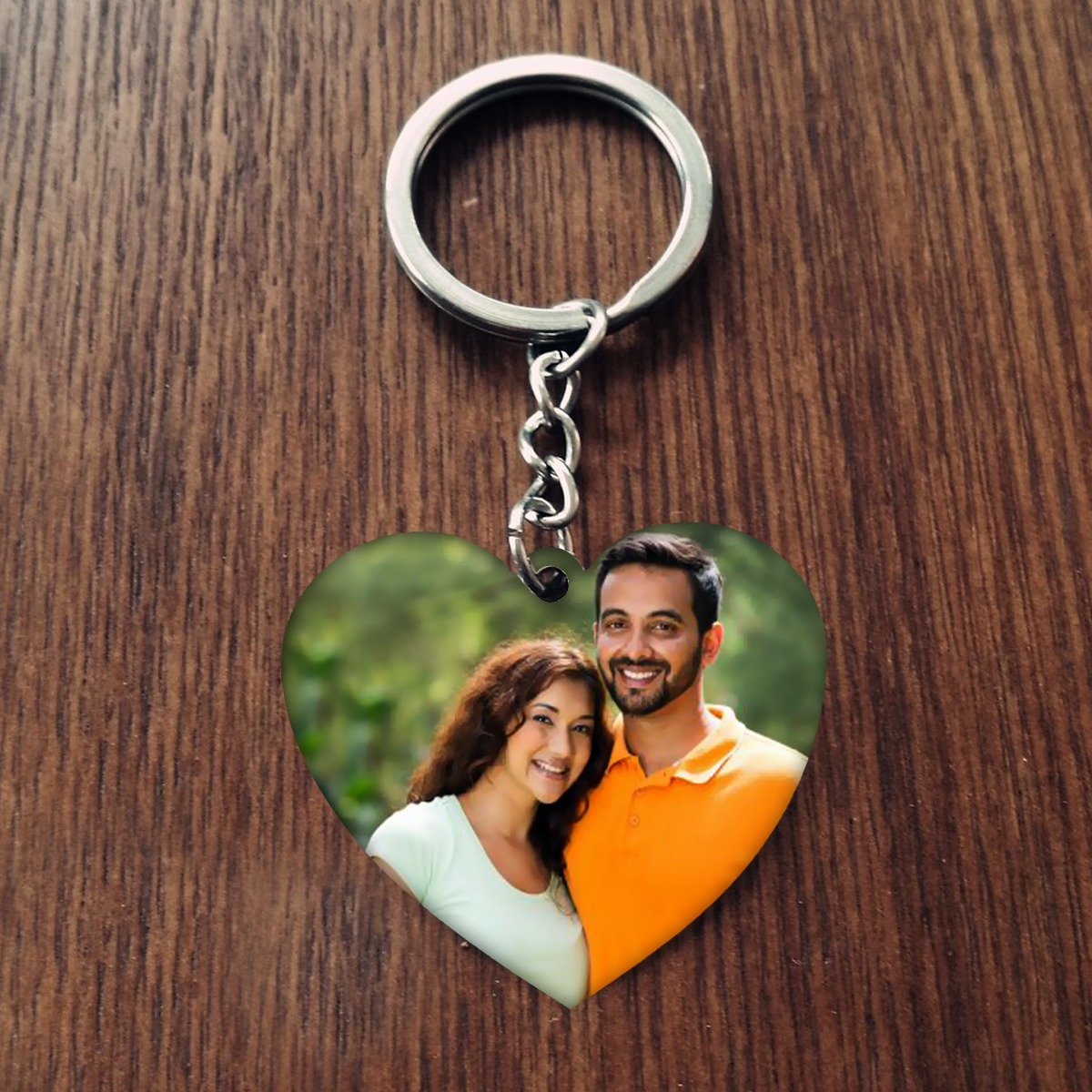 Personalised Keychains Online India | Custom Photo & Name Keychains ...